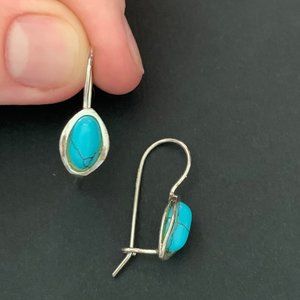 Silver earrings with turquoise